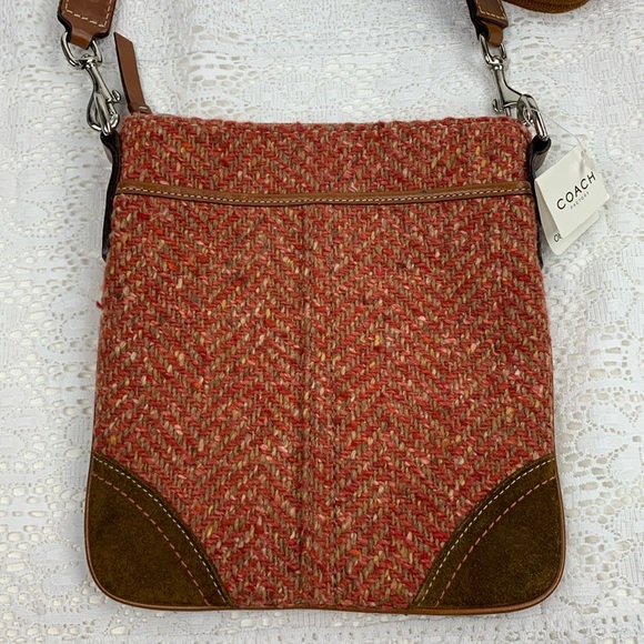 Coach SCARO swing pack Crossbody bag Camel Rose Wool Tweed Zip bag NEW NWT - Picture 1 of 14